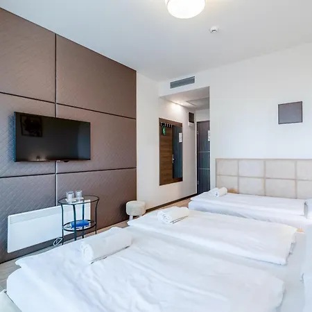 Trend Deluxe Hotell 2*