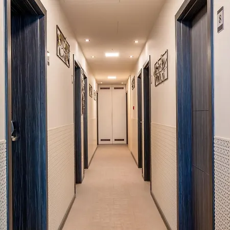 Hotell Trend Deluxe Siófok