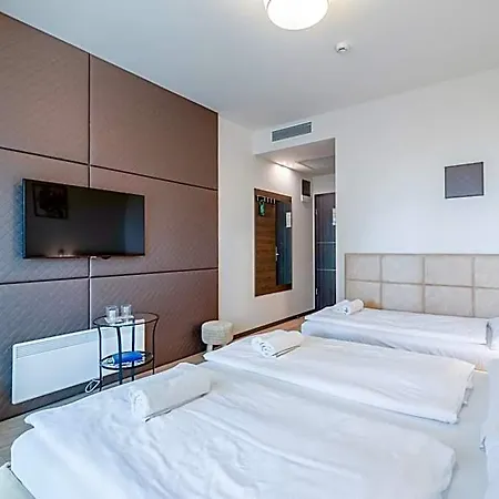Trend Deluxe מלון 2*